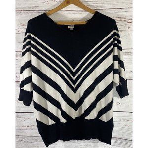 Avenue Sweater Dolman Sleeves Black White Chevron Slimming Womens 18 / 20 Plus